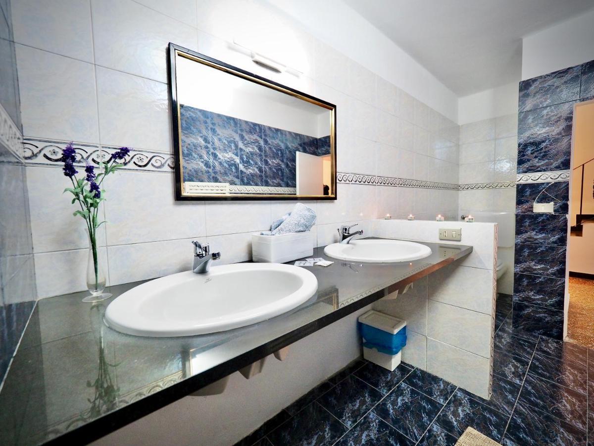Dimora Luccoli Acquario - Genovabnb It Apartamento Génova