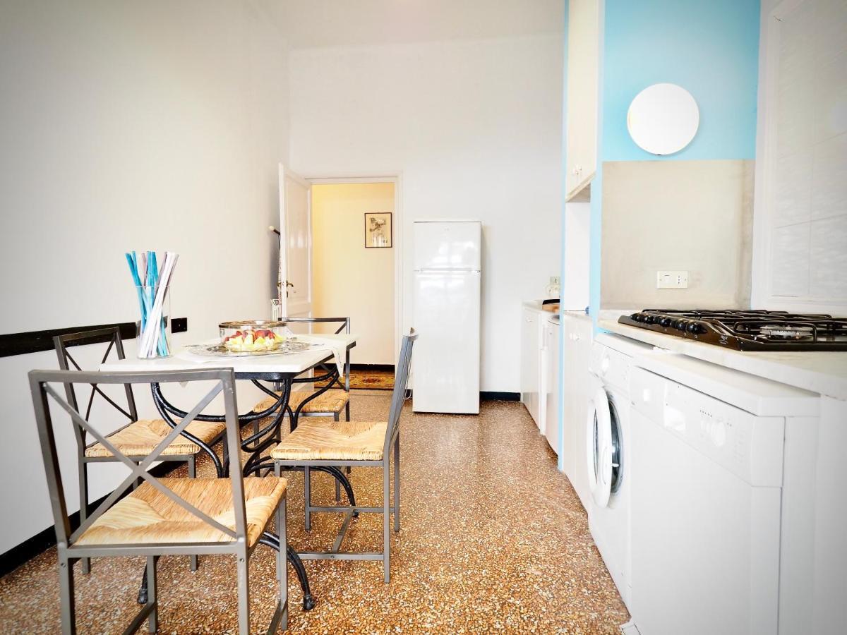 Dimora Luccoli Acquario - Genovabnb It Apartamento